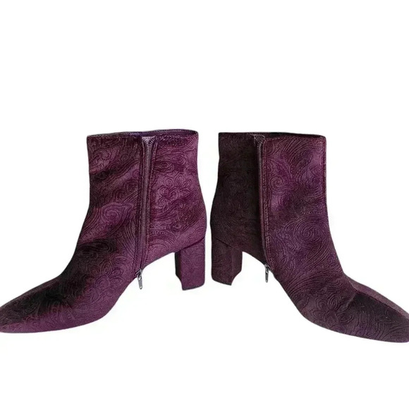 Nine West Purple Velvet Paisley Ankle Booties US 9.5 Women’s Goth - Picture 3 of 10